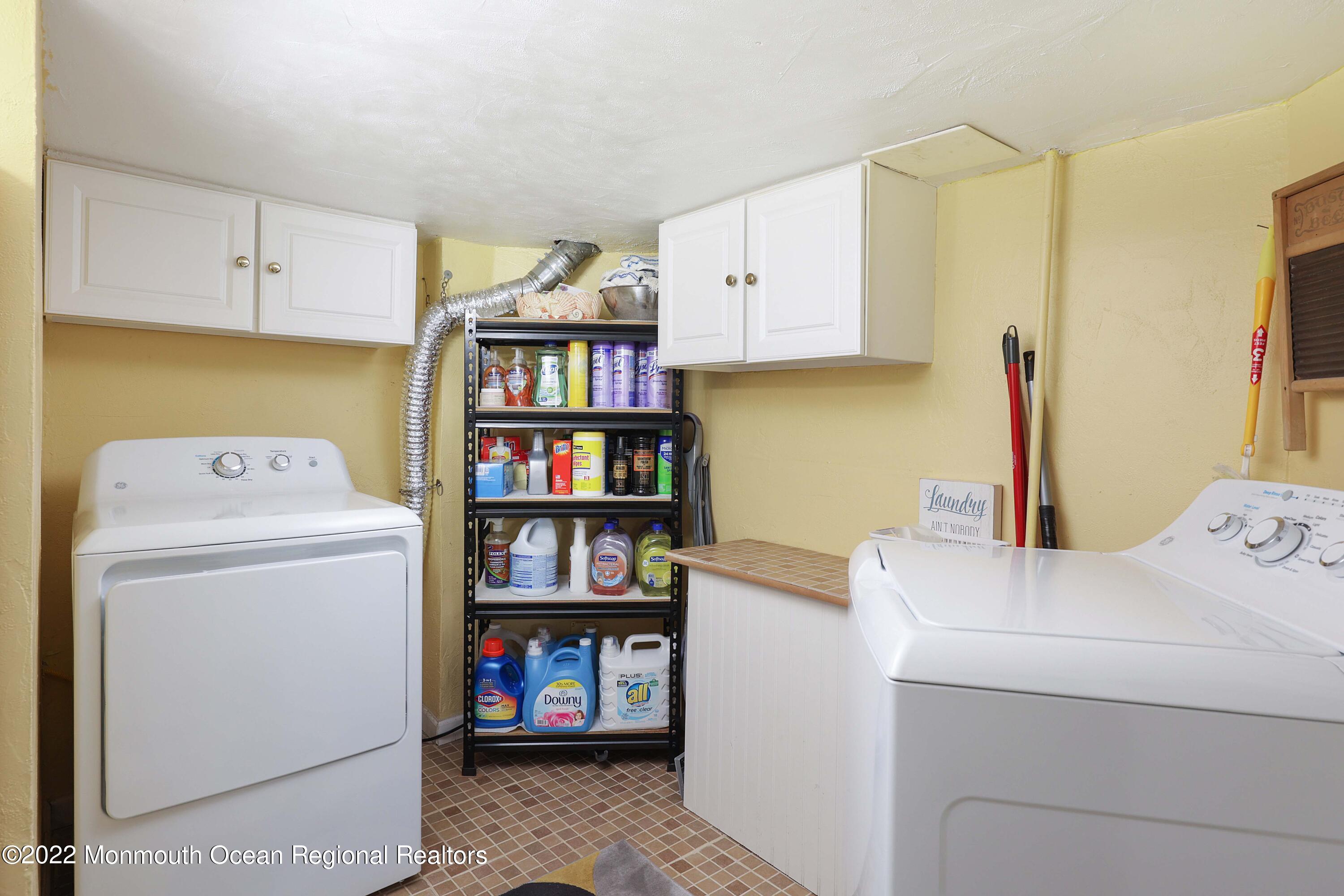 500 Wakefield Road Neptune Township, NJ 07753 - Photo 20 of 34 758A6318