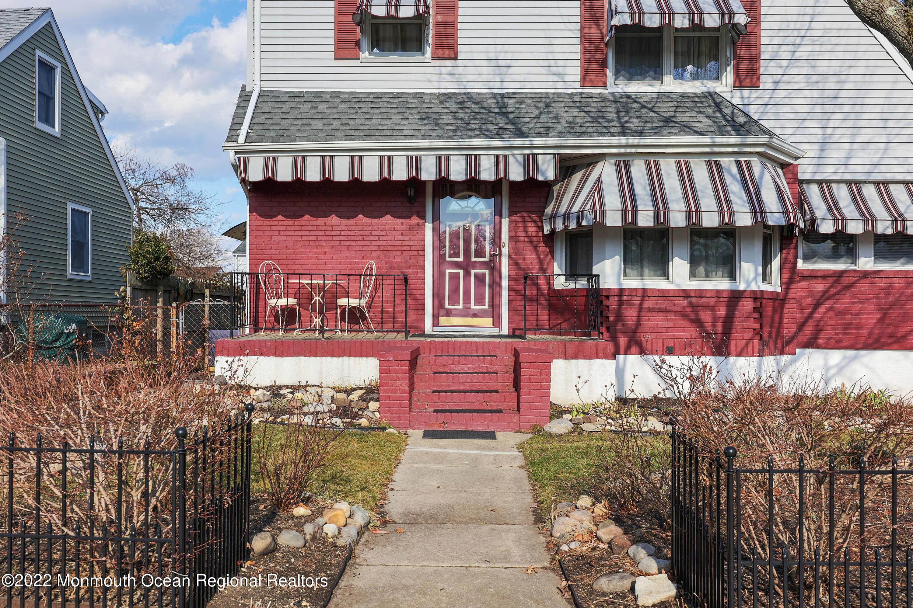 500 Wakefield Road Neptune Township, NJ 07753 - Photo 2 of 34 758A6191_2_3_4_5