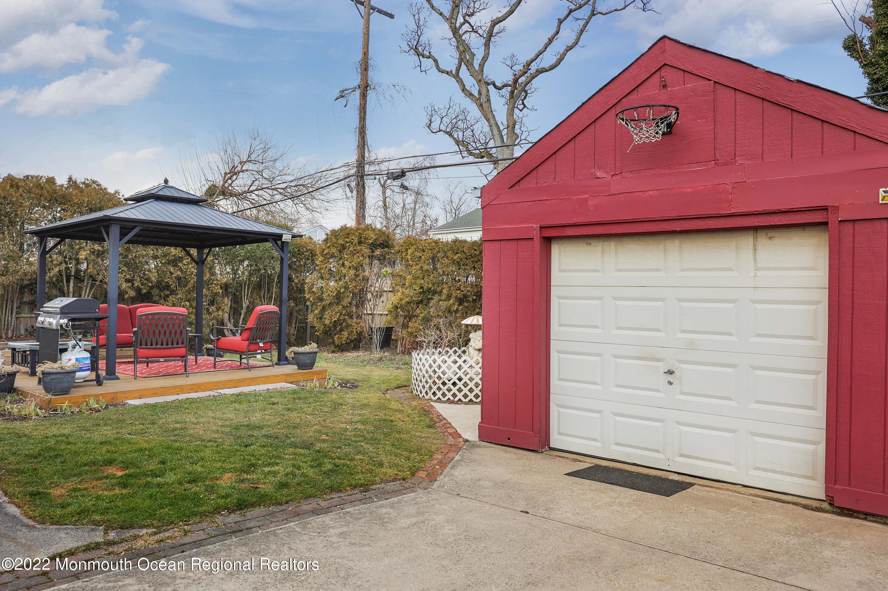 500 Wakefield Road Neptune Township, NJ 07753 - Photo 26 of 34 758A6276_77_78_79_80