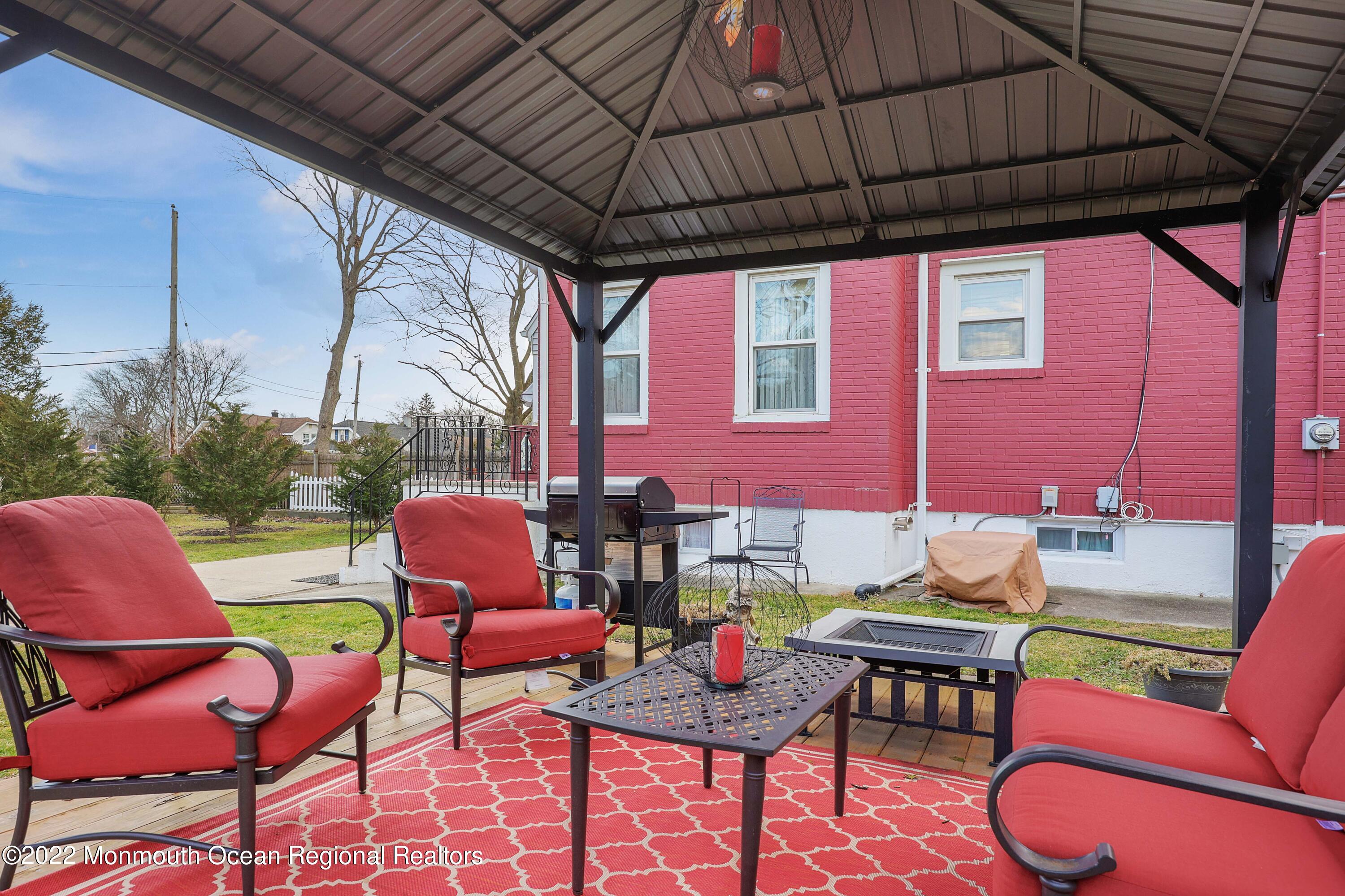 500 Wakefield Road Neptune Township, NJ 07753 - Photo 30 of 34 758A6286_87_88_89_90