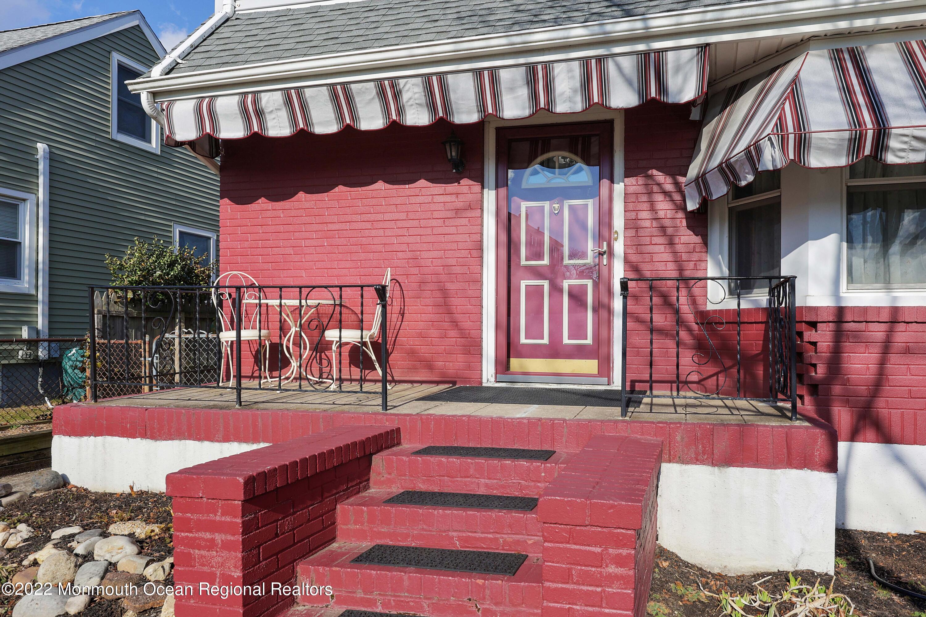 500 Wakefield Road Neptune Township, NJ 07753 - Photo 3 of 34 758A6181_2_3_4_5