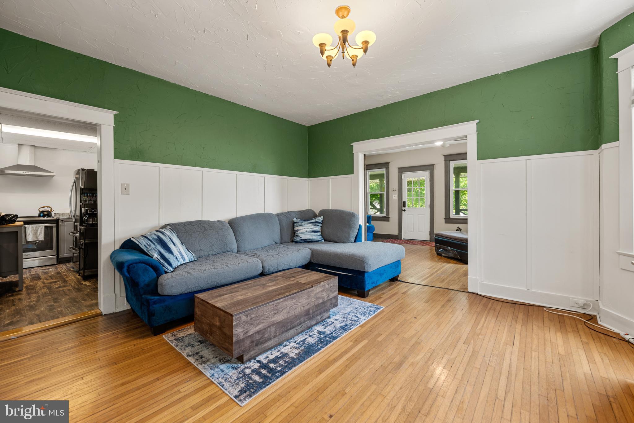 27412 Ridge Road Damascus, MD 20872 - Photo 11 of 32
