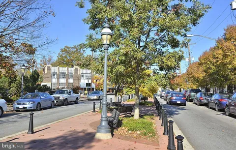 $369,900 | 304 Aspen Street Northwest, Unit 204, Washington, DC 20012