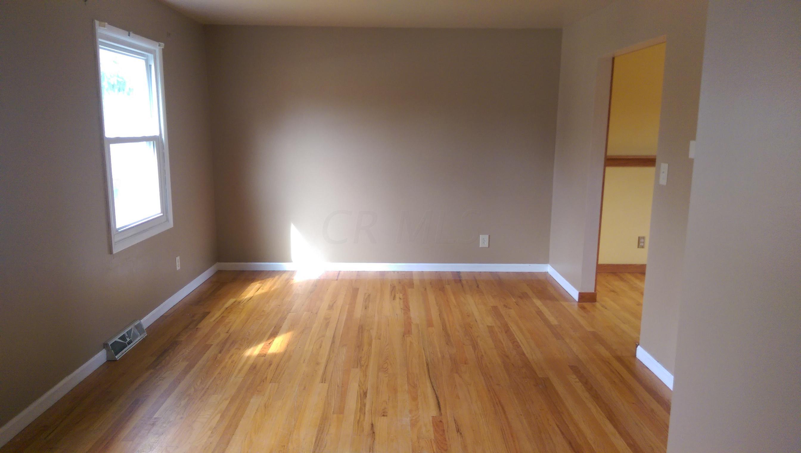 6396 Peardale Road East Columbus, OH 43229 - Photo 13 of 17