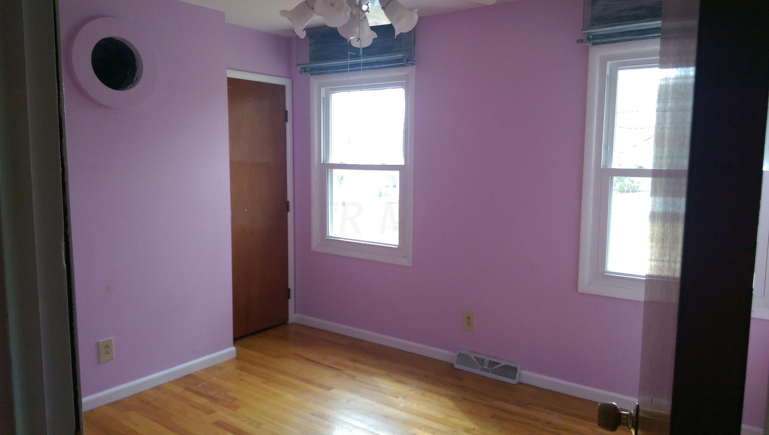6396 Peardale Road East Columbus, OH 43229 - Photo 5 of 17