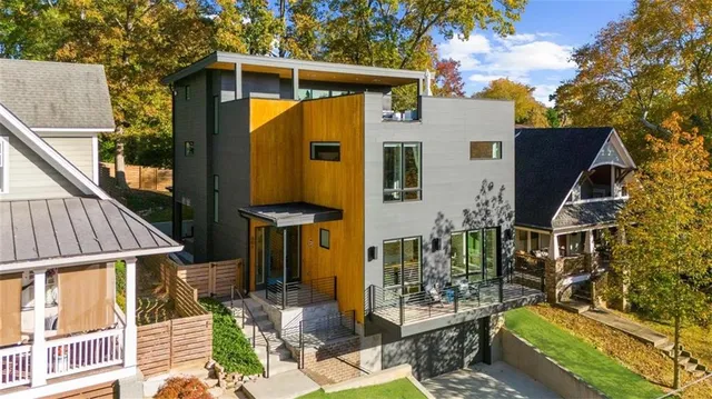 a view of house with yard