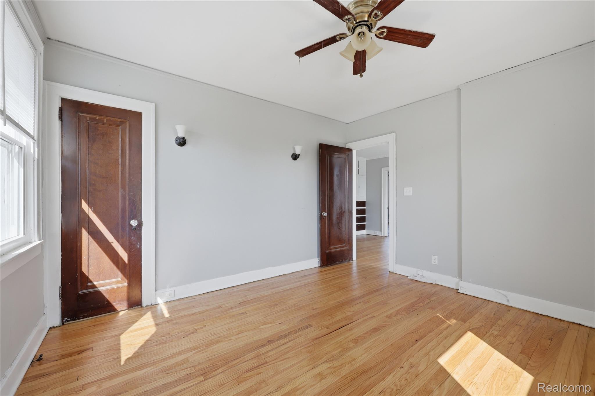 1945 Atkinson Street Detroit, MI 48206 - Photo 30 of 49 atkinson-30.jpg