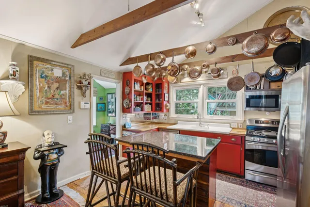 $1,575,000 | 120 West Hudson Avenue, Folly Beach, SC 29439