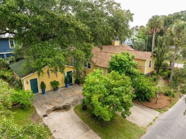 $1,575,000 | 120 West Hudson Avenue, Folly Beach, SC 29439