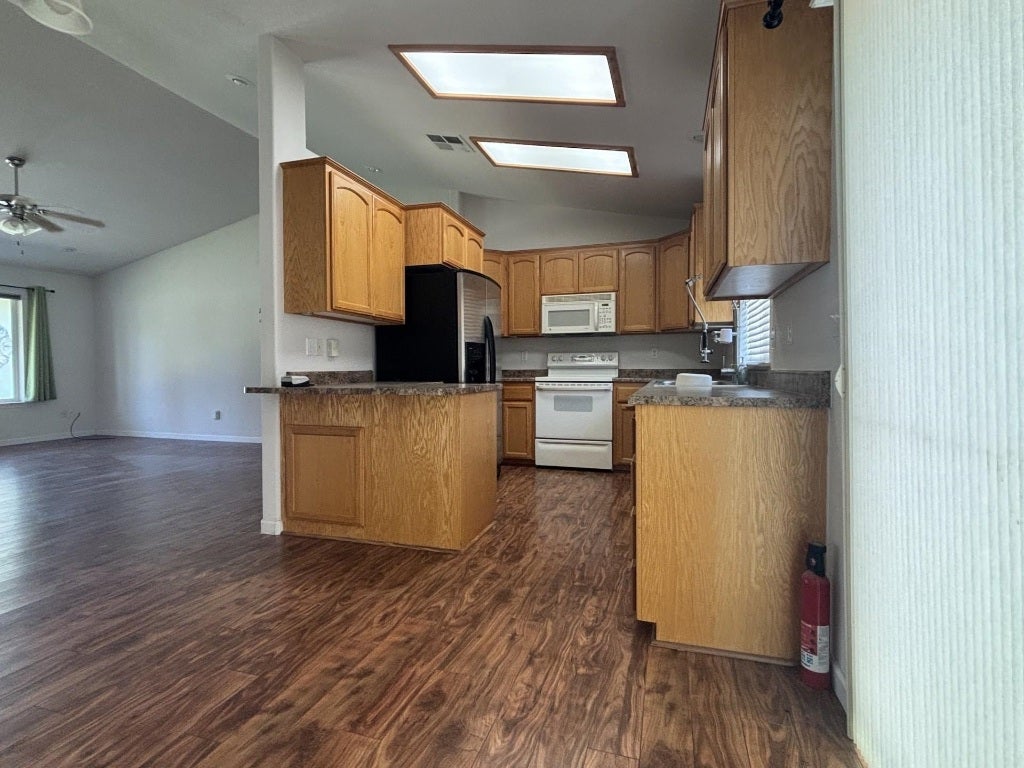 17442 Elk Trail Road Weed, CA 96094 - Photo 8 of 23 Gallery Image 8