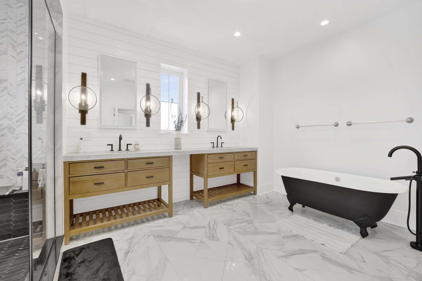 317 Lionel Road Riverside, IL 60546 - Photo 20 of 47 a spacious bathroom with a double vanity sink mirror and bathtub