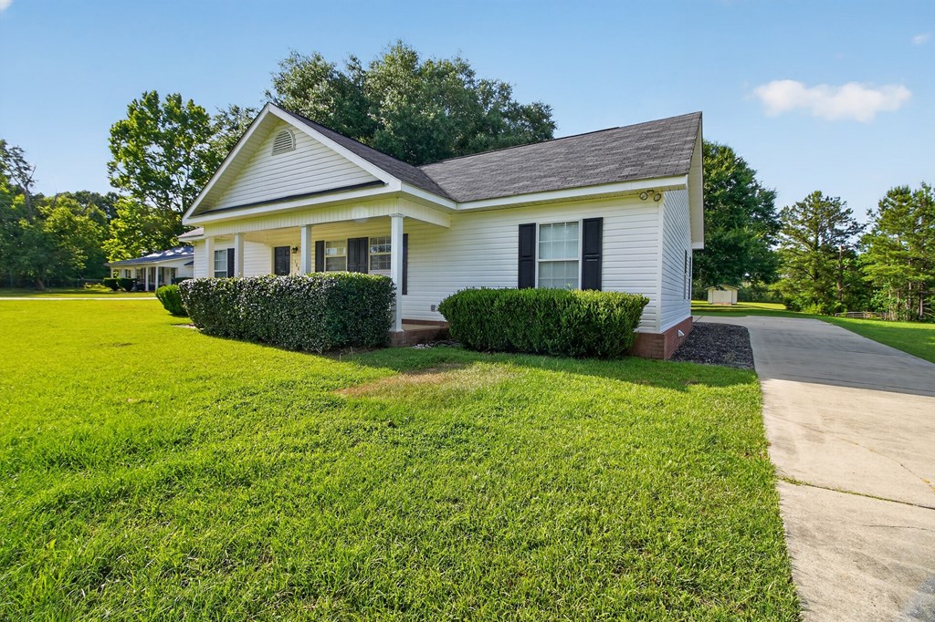 166 Fuller Road Dothan, AL 36301 - Photo 3 of 33