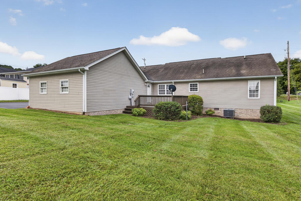 20403 Vances Mill Road Abingdon, VA 24211 - Photo 3 of 31 Gallery Image 3
