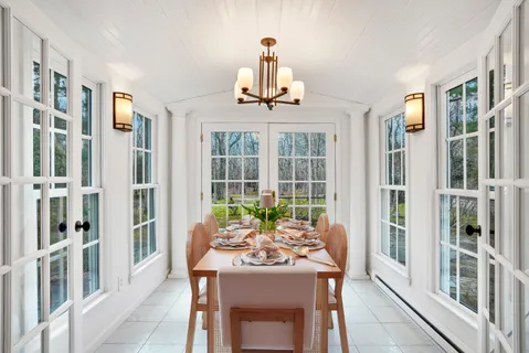 $1,595,000 | 26 Sea Glen Road, Oak Bluffs, MA 02557