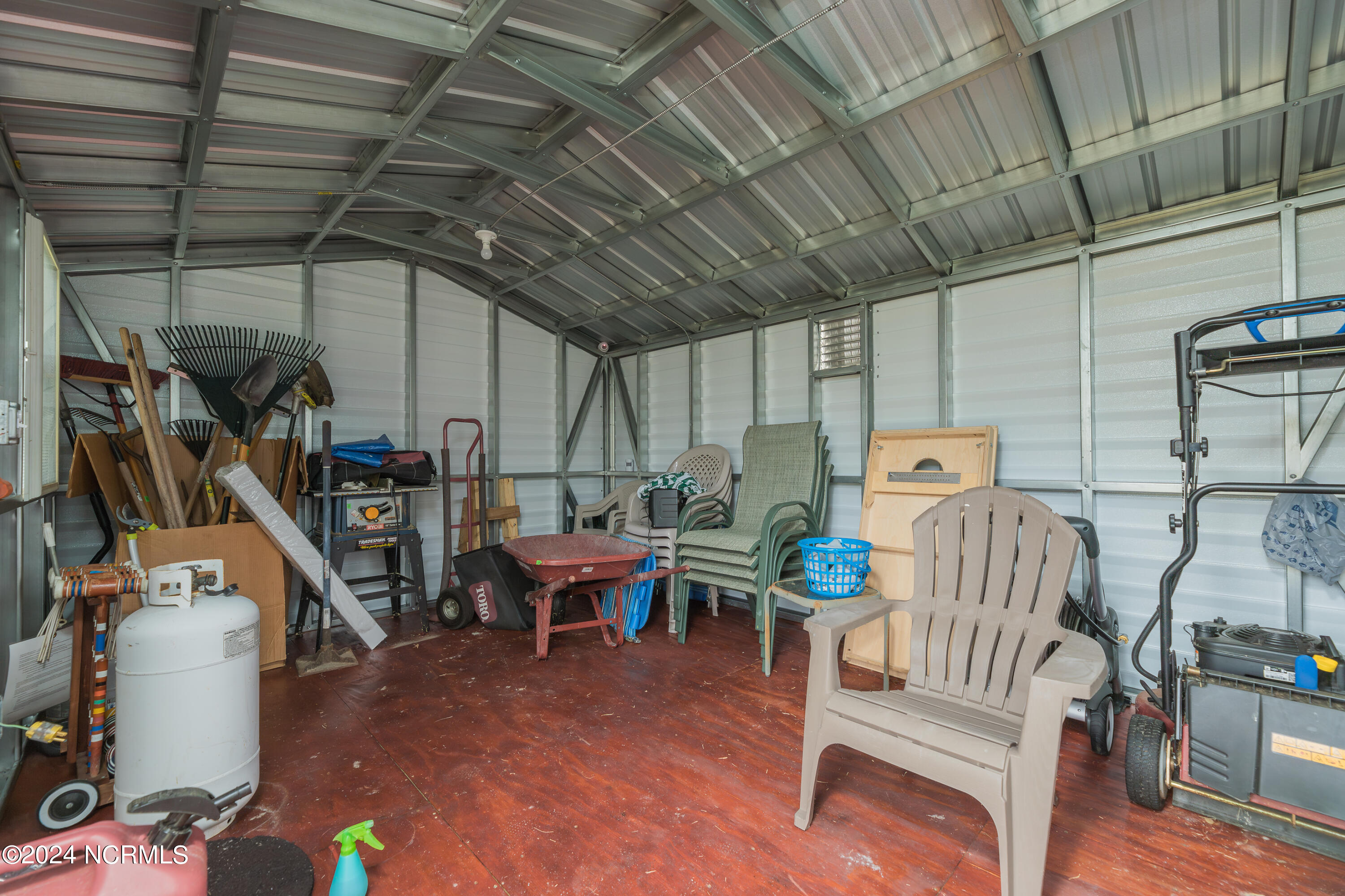 101 Mandy Lane Hubert, NC 28539 - Photo 39 of 48 39SHED
