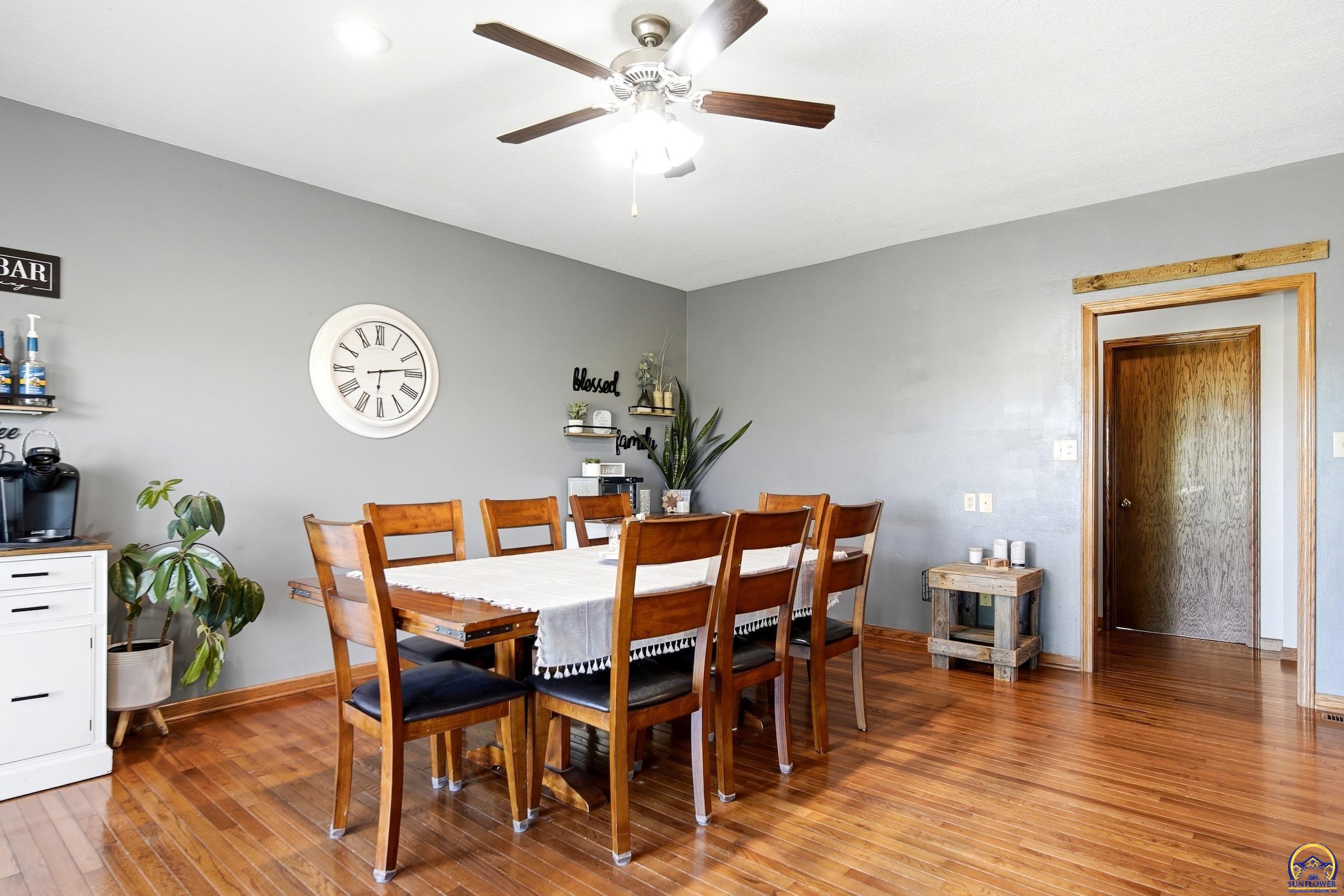 5919 Northeast Shaffer Road Topeka, KS 66617 - Photo 15 of 52