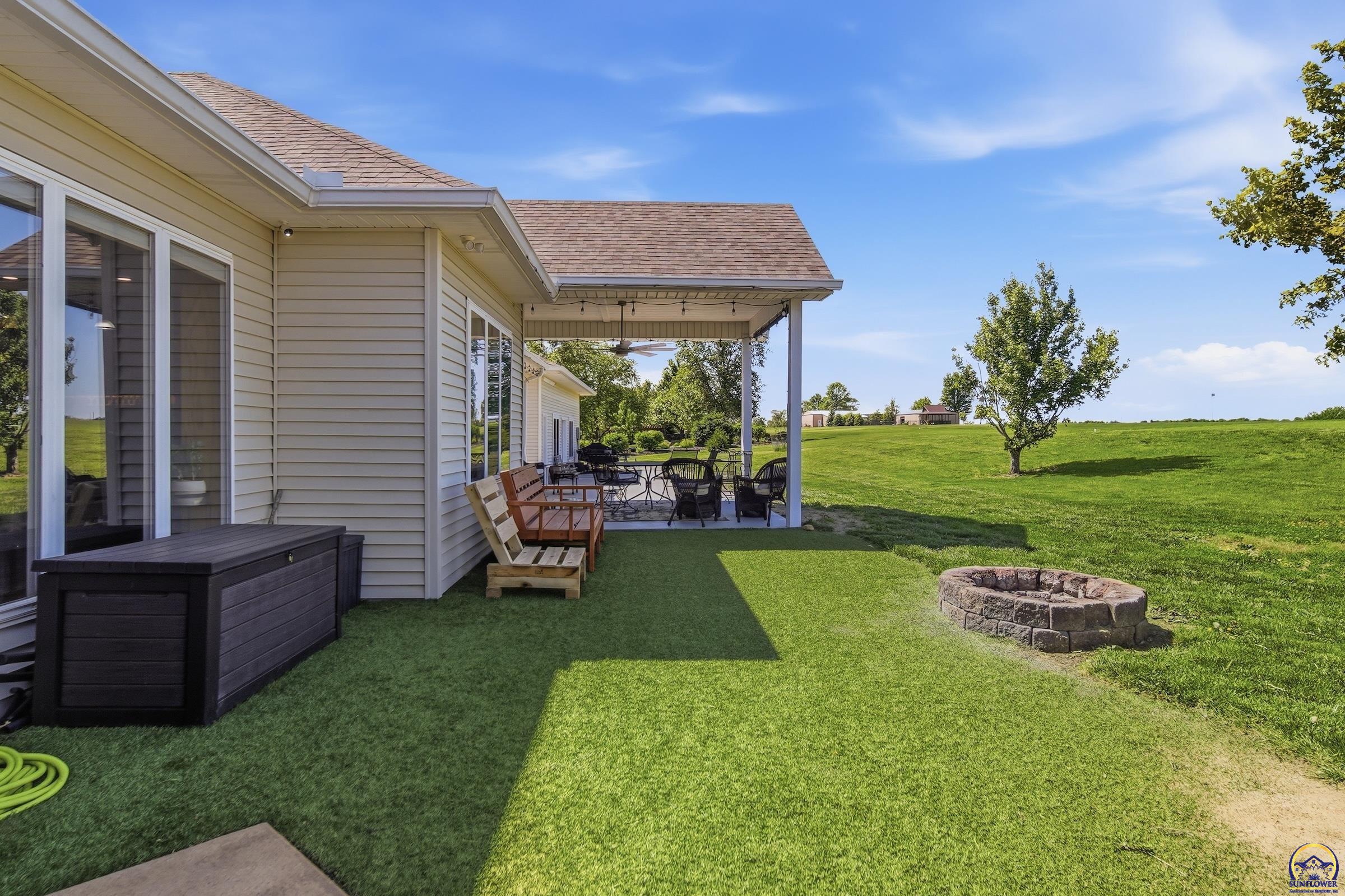 5919 Northeast Shaffer Road Topeka, KS 66617 - Photo 5 of 52
