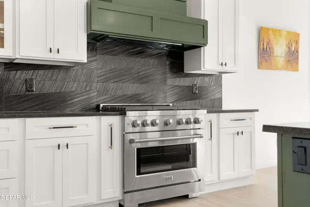 $698,000 | 5440 Doug Allan, El Paso, TX 79932