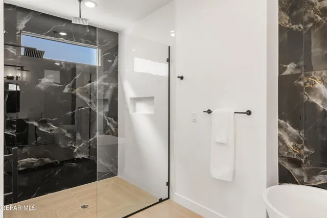 $698,000 | 5440 Doug Allan, El Paso, TX 79932