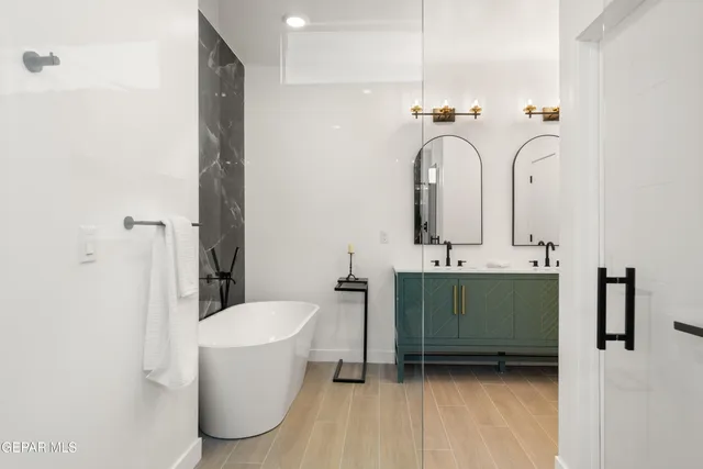 $698,000 | 5440 Doug Allan, El Paso, TX 79932