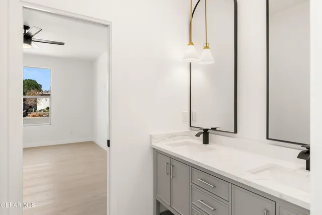 $698,000 | 5440 Doug Allan, El Paso, TX 79932