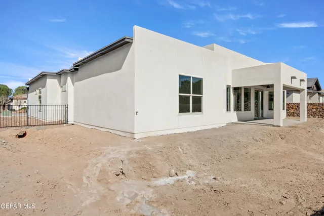 $698,000 | 5440 Doug Allan, El Paso, TX 79932