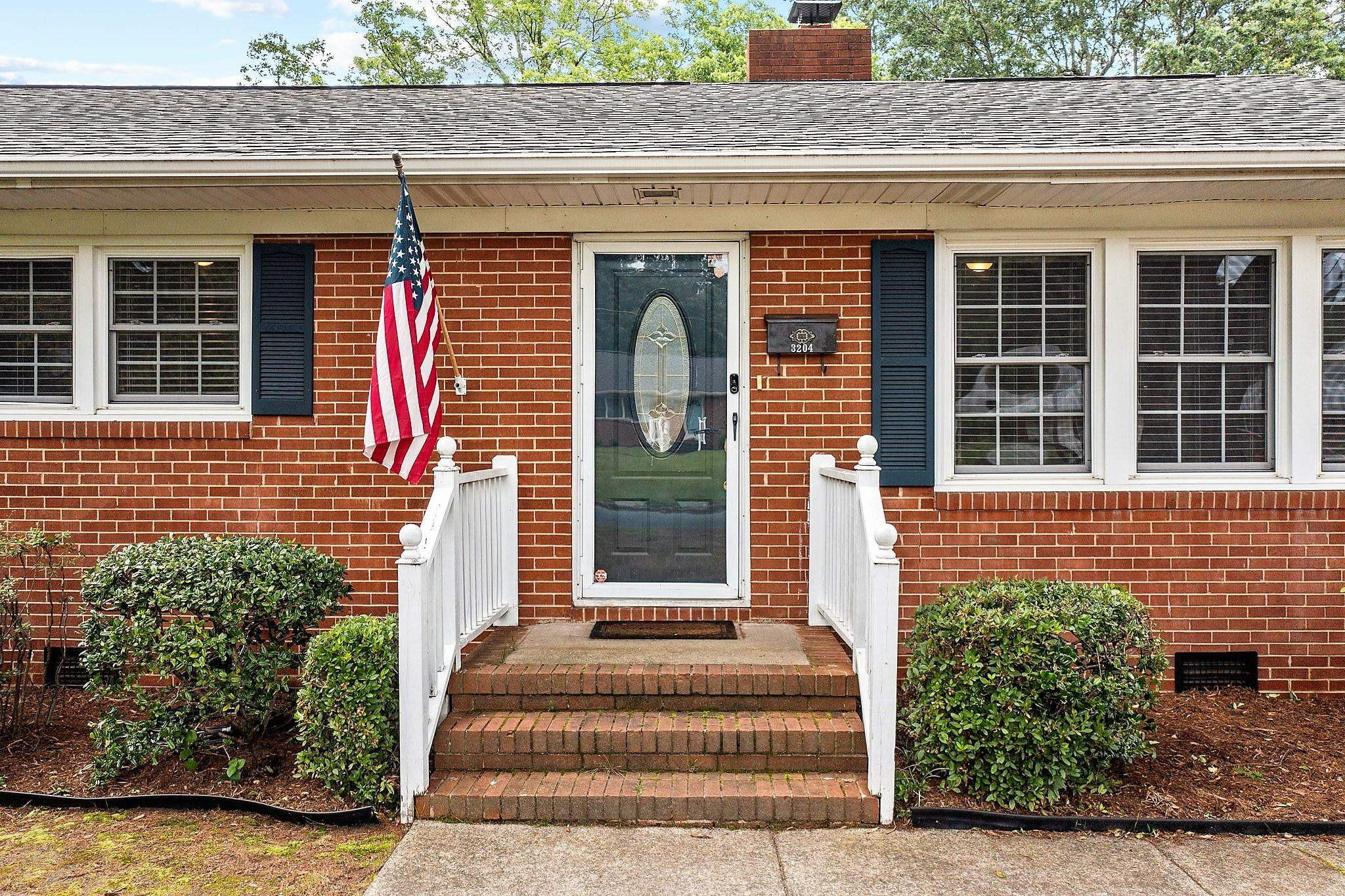 3204 Winston Road Durham, NC 27704 - Photo 4 of 34 Photo 4