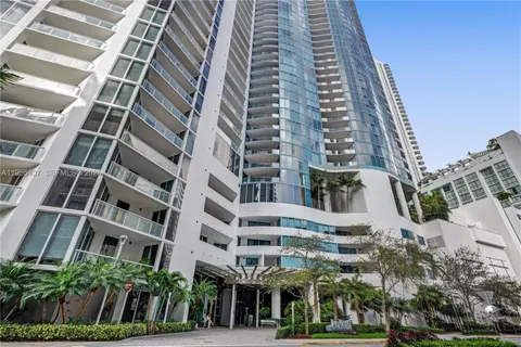 $1,700,000 | 333 Las Olas Way, Unit 3106, Fort Lauderdale, FL 33301