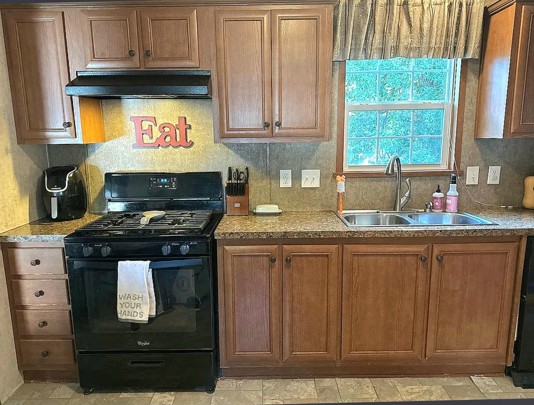 4825 Pullman Avenue Muskegon, MI 49442 - Photo 6 of 16 Screenshot_20250916_135639_Premier Agent