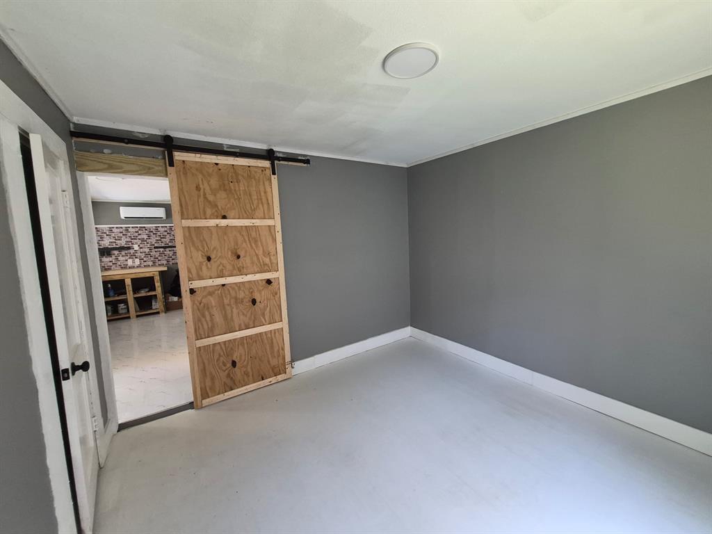 3720 Live Oak Avenue Waco, TX 76708 - Photo 15 of 27