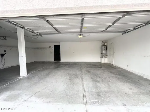 $2,395 | 5814 Spring Ranch Parkway, Las Vegas, NV 89118