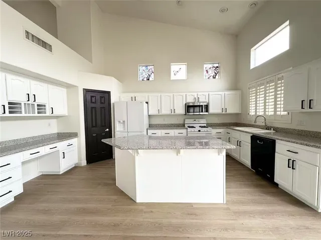 $2,395 | 5814 Spring Ranch Parkway, Las Vegas, NV 89118