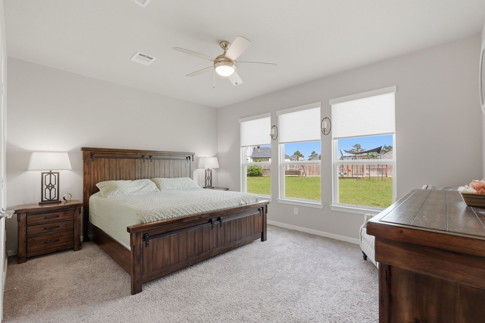 22006 Raburn Ranch Tomball, TX 77375 - Photo 22 of 50 Primary bedroom.