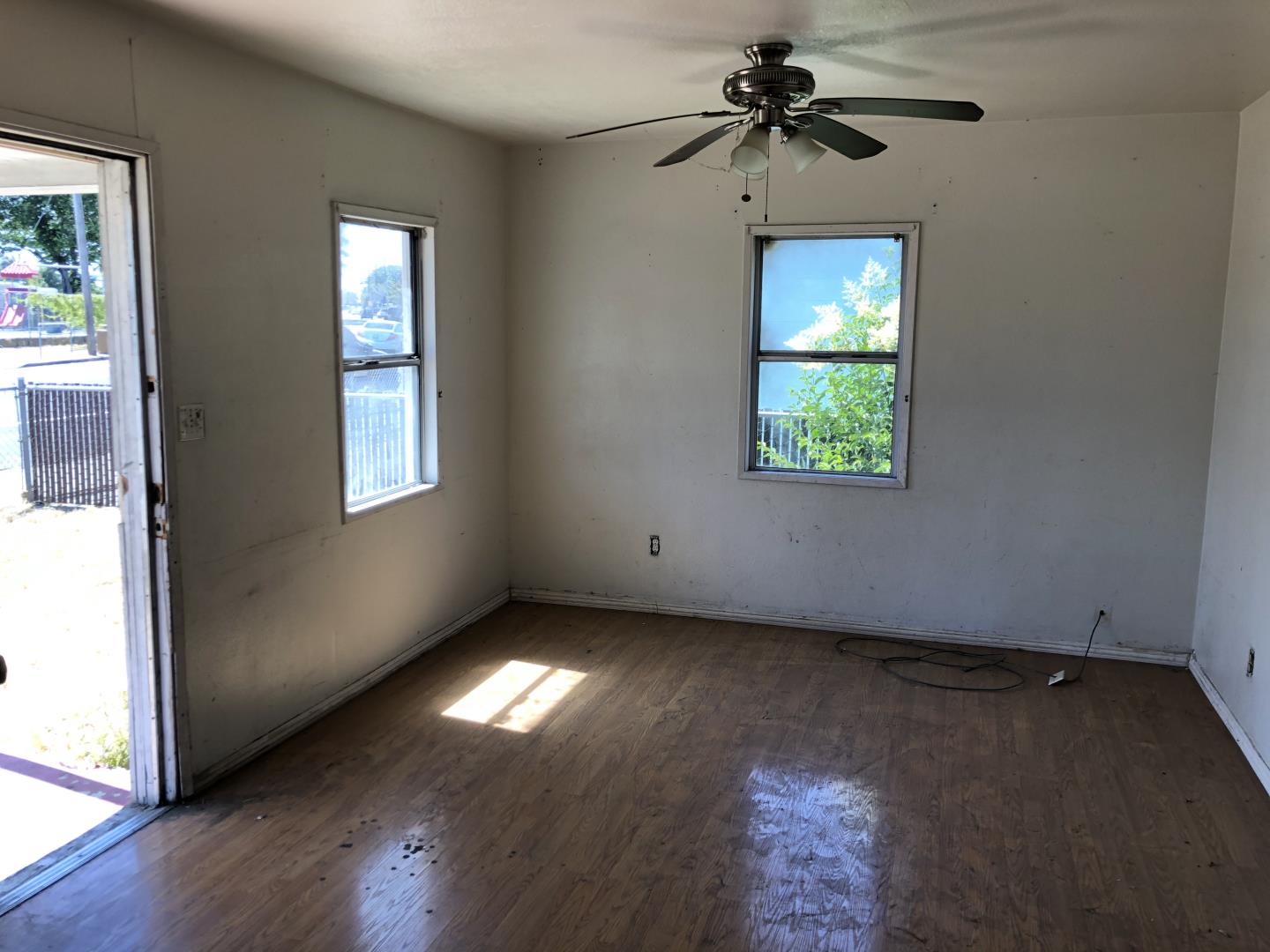 24770 Soto Road Hayward, CA 94544 - Photo 6 of 14 Gallery Image 6