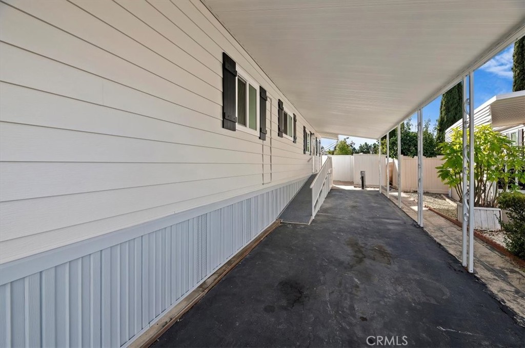 31130 South General Kearny Road, Unit 163 Temecula, CA 92591 - Photo 31 of 49 Nice ramp