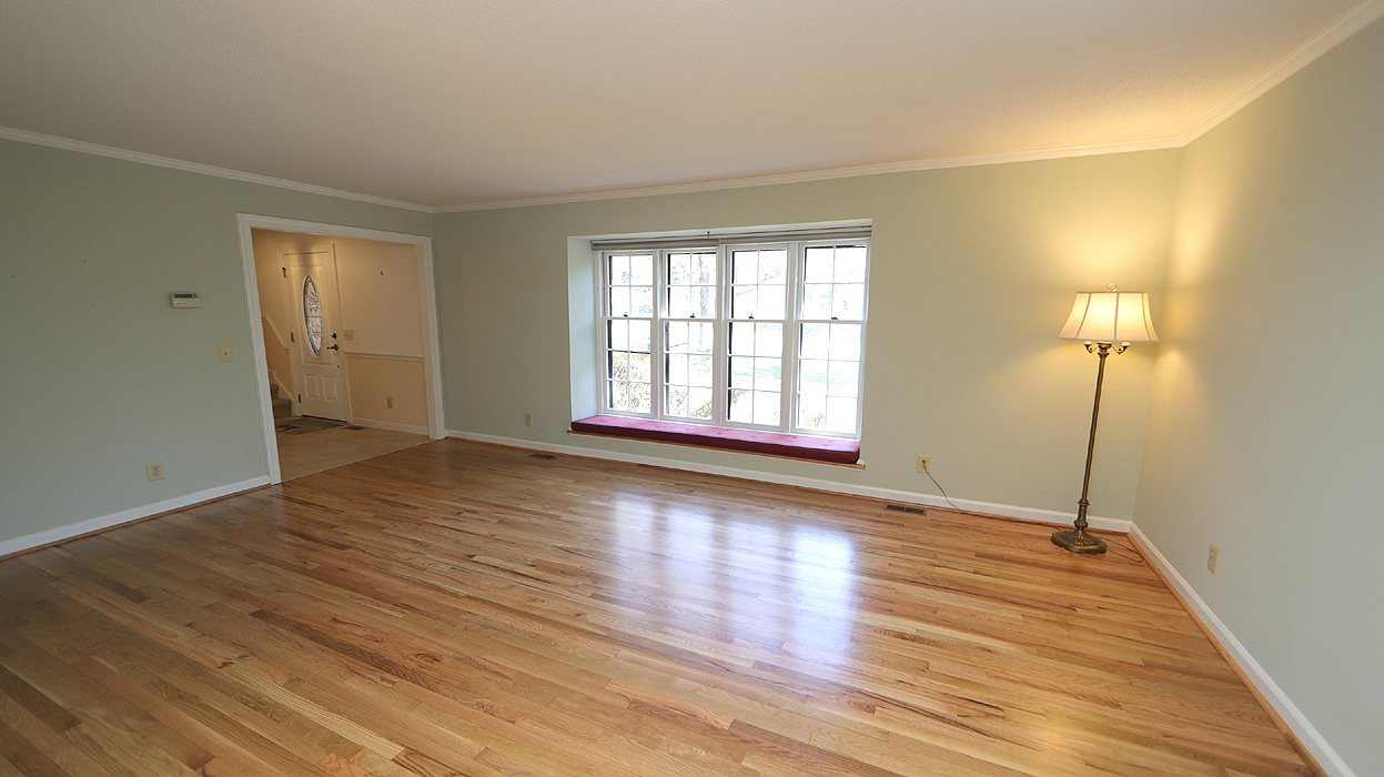 2905 Old Orchard Road Raleigh, NC 27607 - Photo 3 of 27 Photo 3