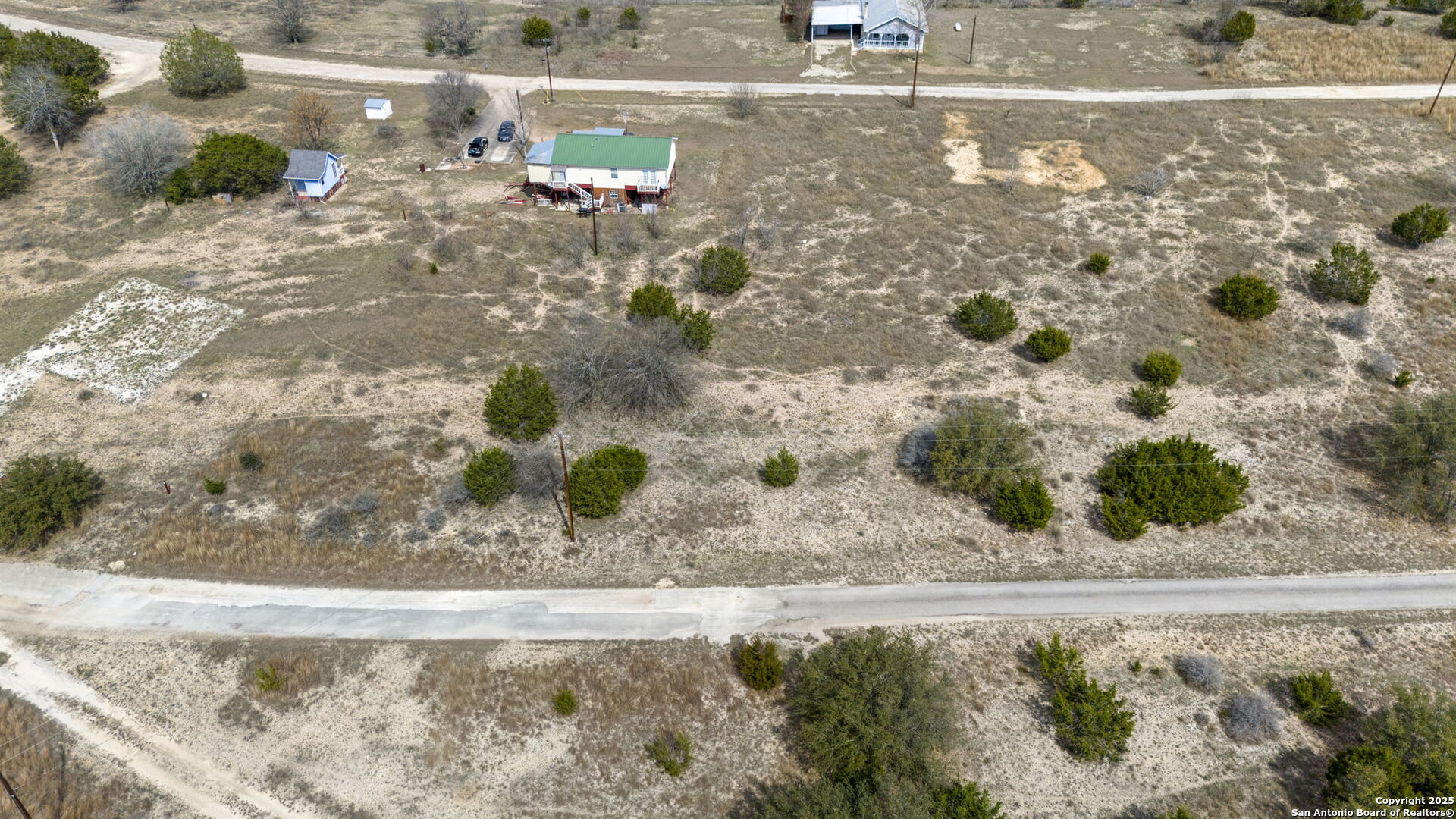 24 Quail Run Bandera, TX 78003 - Photo 7 of 10