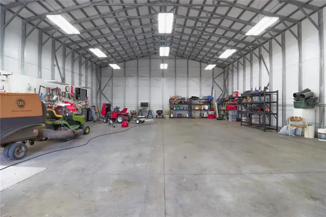 $849,900 | 20600 Moreland Drive, Spring Hill, FL 34610