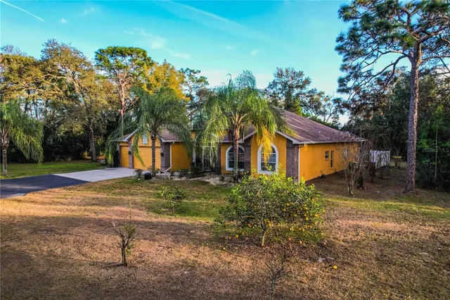 $849,900 | 20600 Moreland Drive, Spring Hill, FL 34610