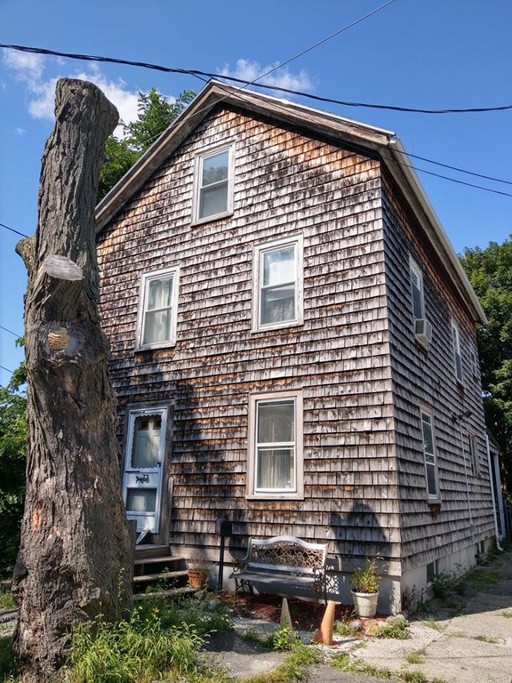 20 Rice Street Salem, MA 01970 - Photo 1 of 19 Gallery Image 1