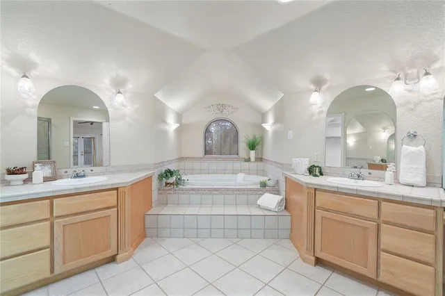 $1,300,000 | 400 Indian Hills Road, Gatesville, TX 76528