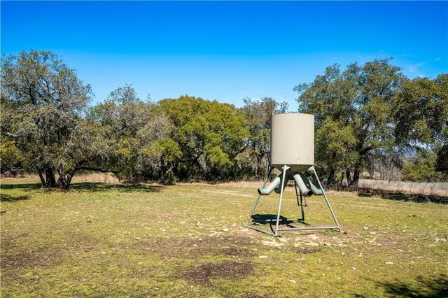 $1,300,000 | 400 Indian Hills Road, Gatesville, TX 76528