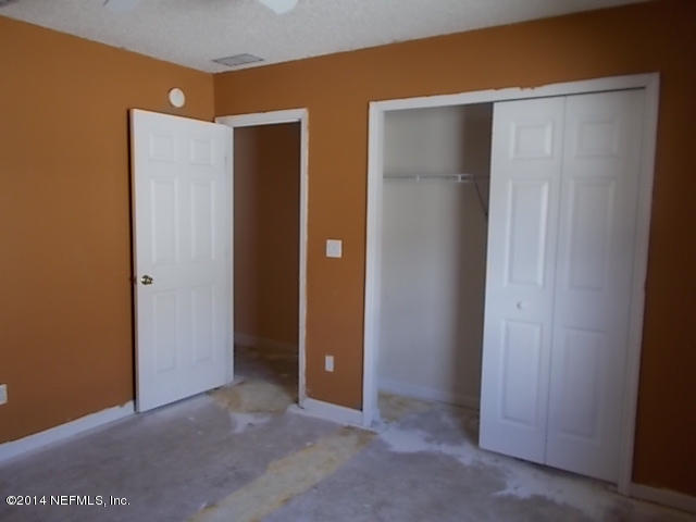 938 Cherry Point Way Jacksonville, FL 32218 - Photo 27 of 34 a view of an empty room