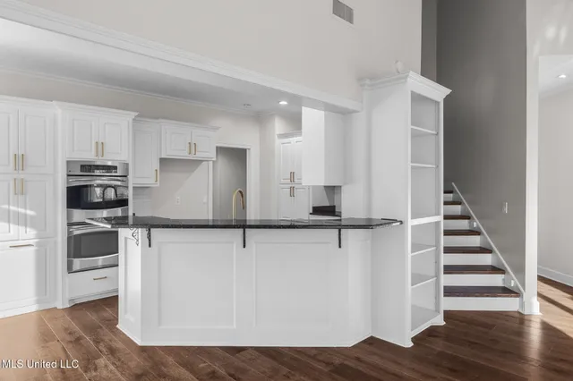 $510,000 | 204 Breezy Hill Drive, Madison, MS 39110