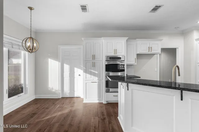 $510,000 | 204 Breezy Hill Drive, Madison, MS 39110