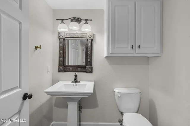 $510,000 | 204 Breezy Hill Drive, Madison, MS 39110