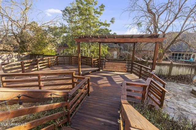 $510,000 | 204 Breezy Hill Drive, Madison, MS 39110