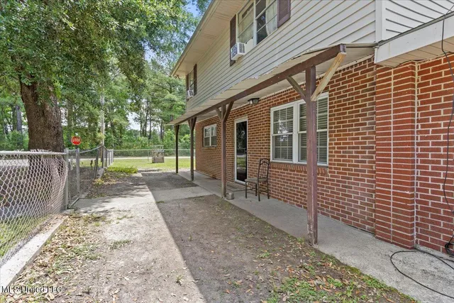 $233,000 | 6005 Cypress Drive, Kiln, MS 39556