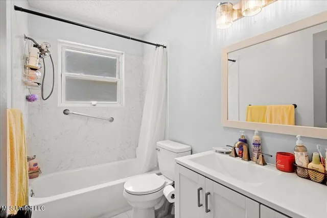 $233,000 | 6005 Cypress Drive, Kiln, MS 39556