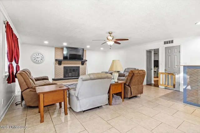 $233,000 | 6005 Cypress Drive, Kiln, MS 39556